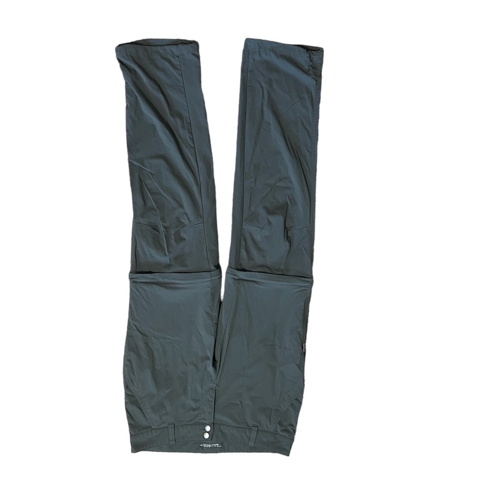 Women’s size 10 convertible pants/shorts worn once grey - Picture 8 of 8